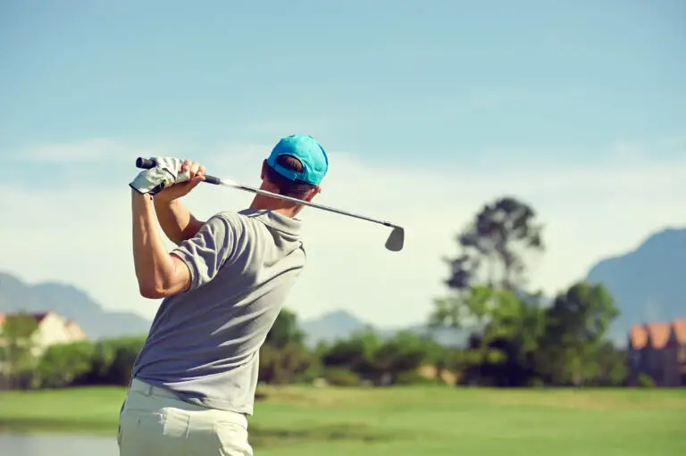 How Does the Shoulder Tilt Golf Swing Work?